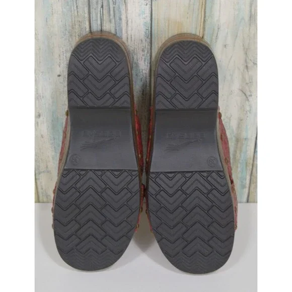 Dansko Mila Clogs Size 8.5-9 (39) Red Woven Studded Sandals - Picture 6 of 11